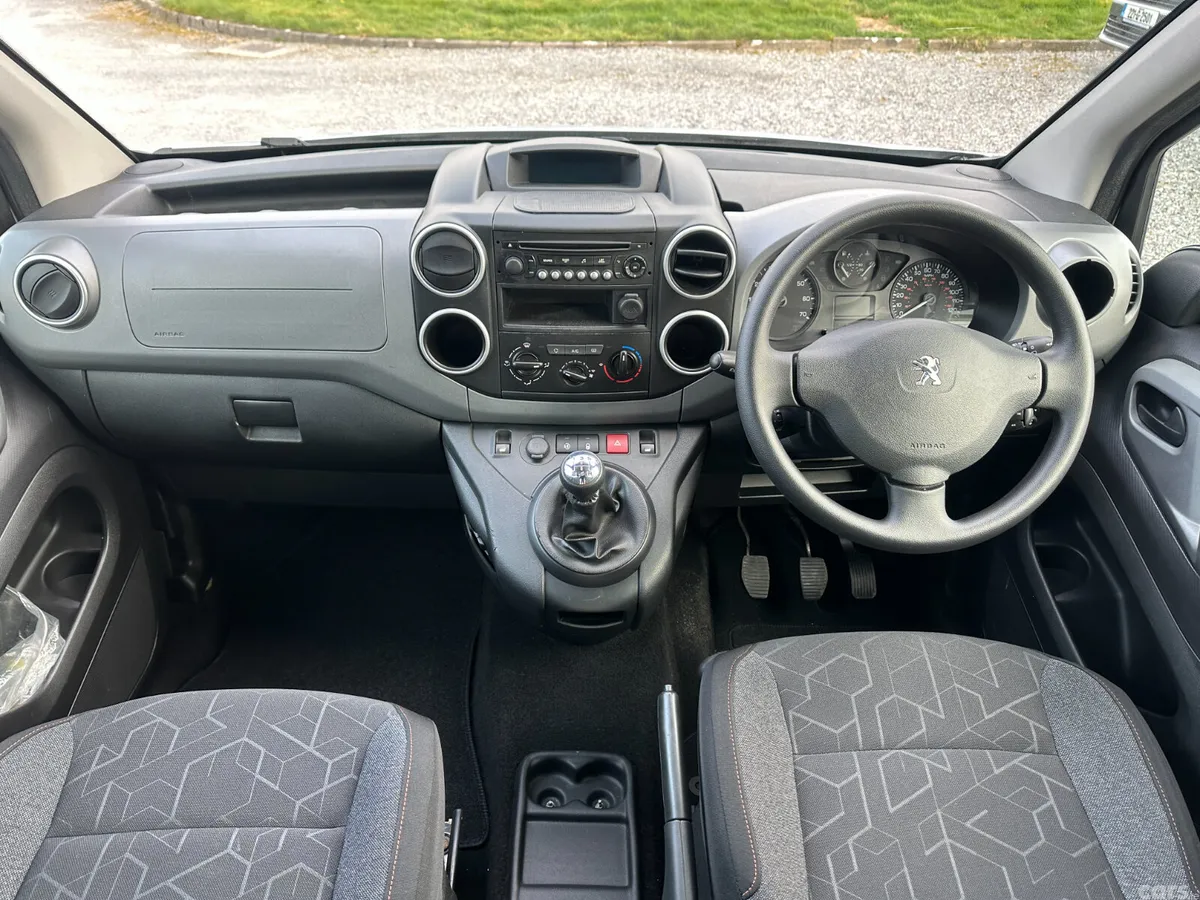 Peugeot Partner Tepee MPV, Diesel, 2019, Silver