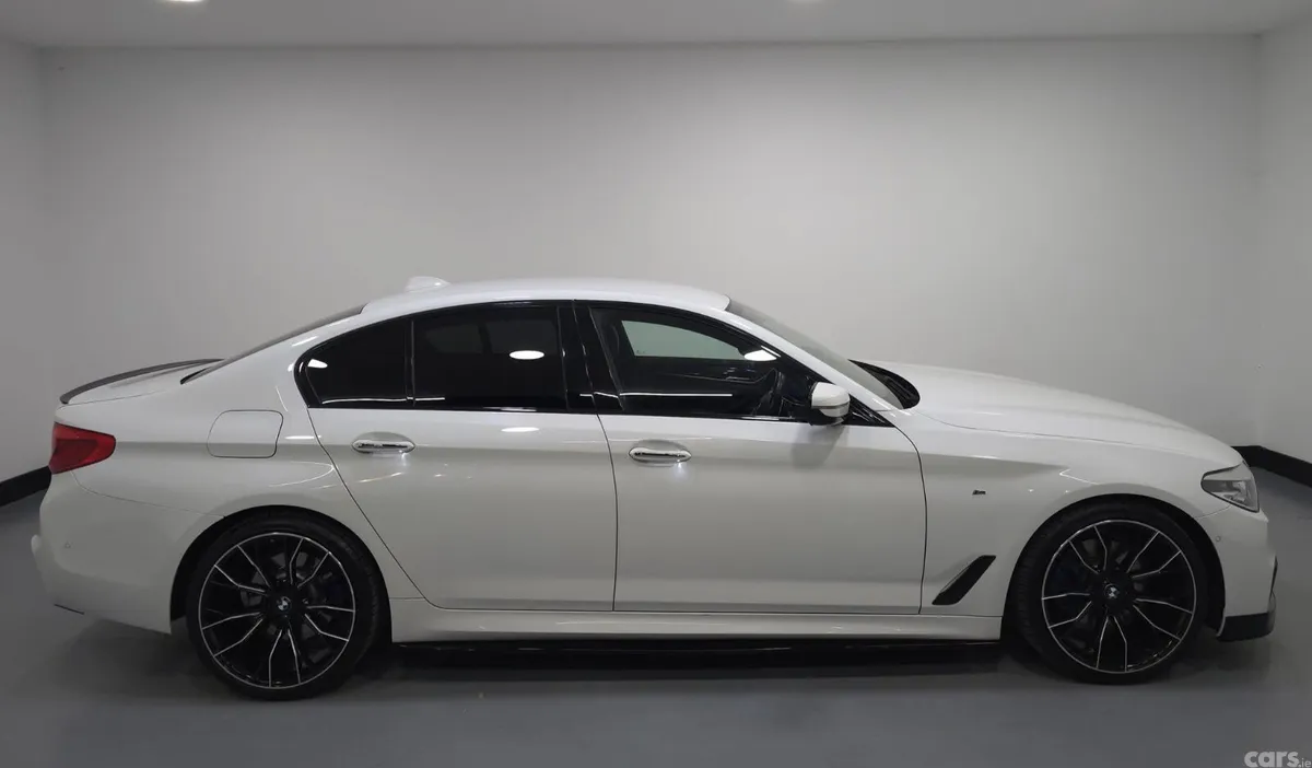 BMW 5-Series Saloon, Diesel, 2018, White
