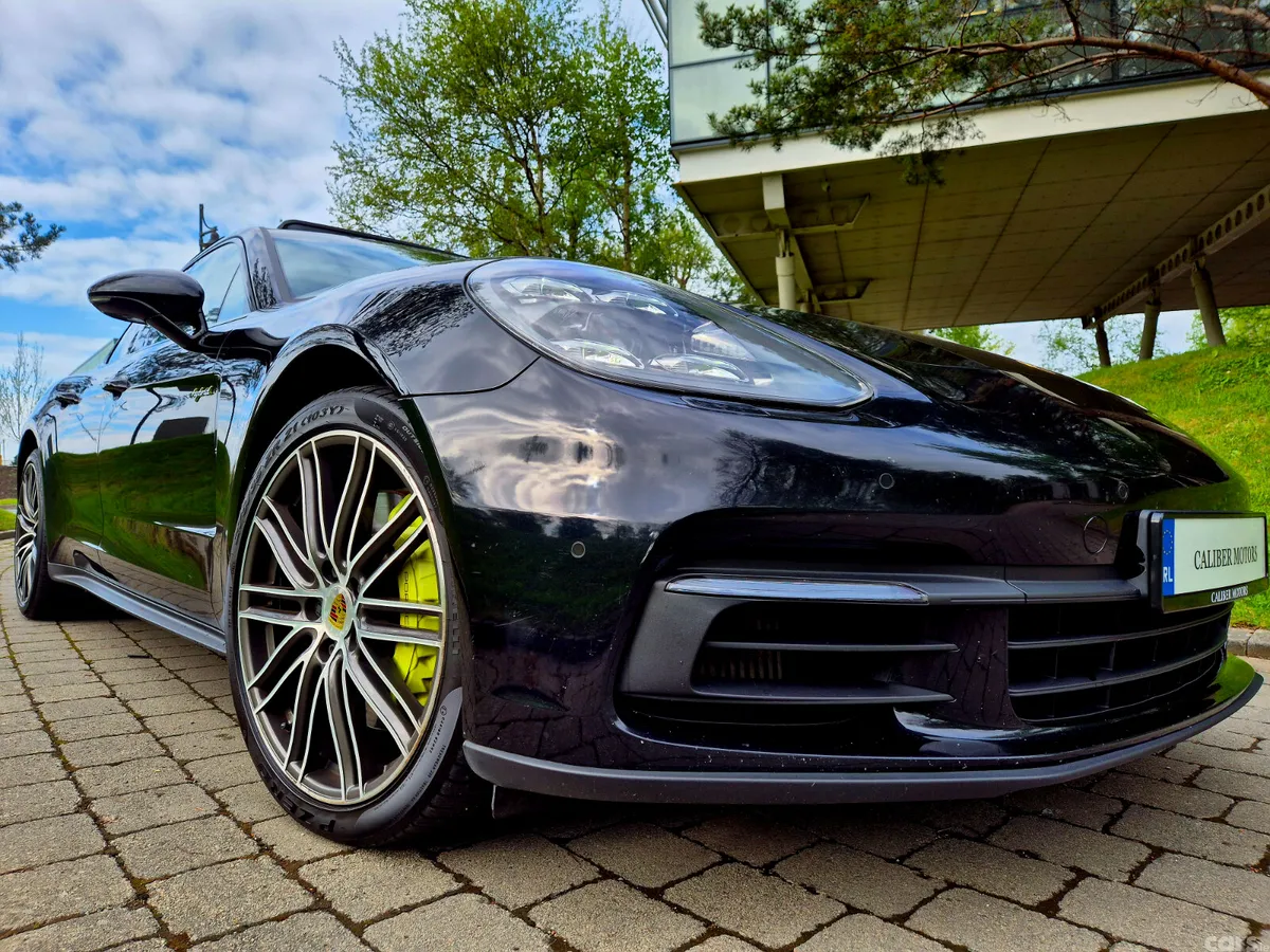 Porsche Panamera Hatchback, Petrol Plug-in Hybrid, 2017, Black
