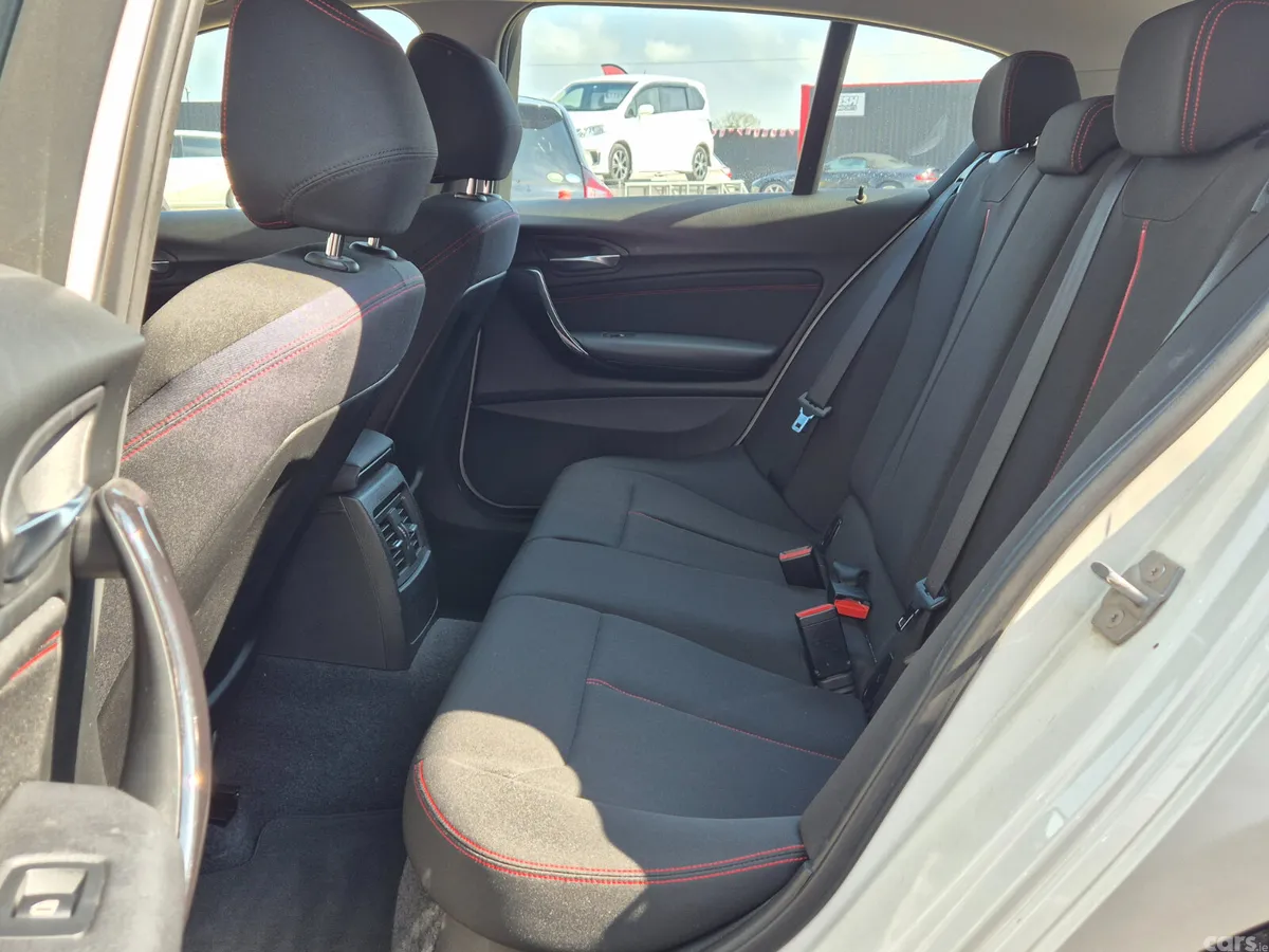 BMW 1-Series Hatchback, Petrol, 2013, White