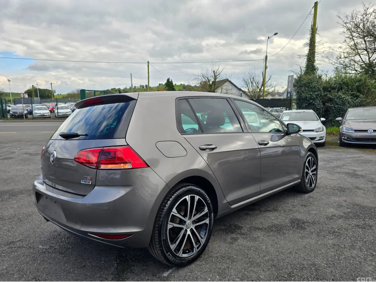 Volkswagen Golf Hatchback, Petrol, 2015, Grey