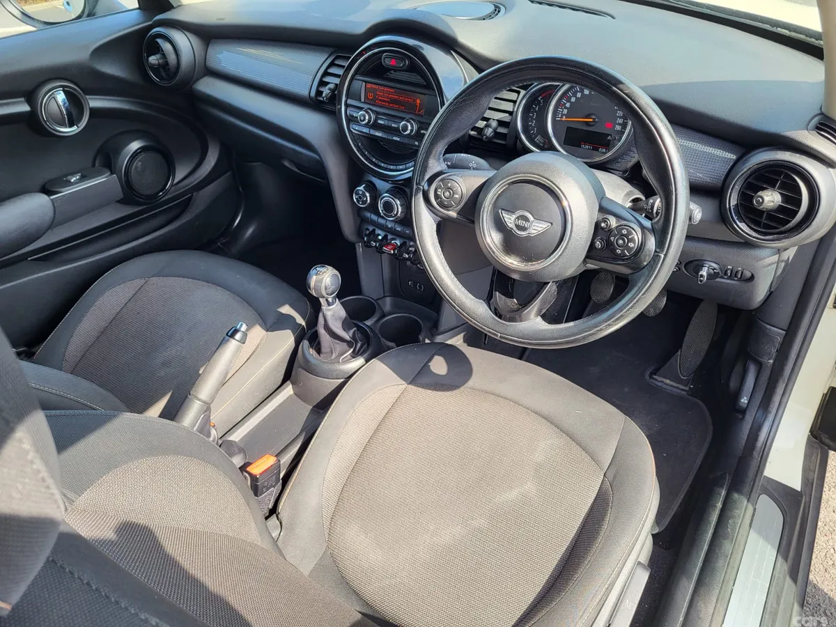 Mini Cooper Hatchback, Diesel, 2016, White