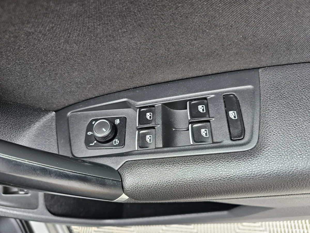 Volkswagen Tiguan SUV, Diesel, 2018, Grey