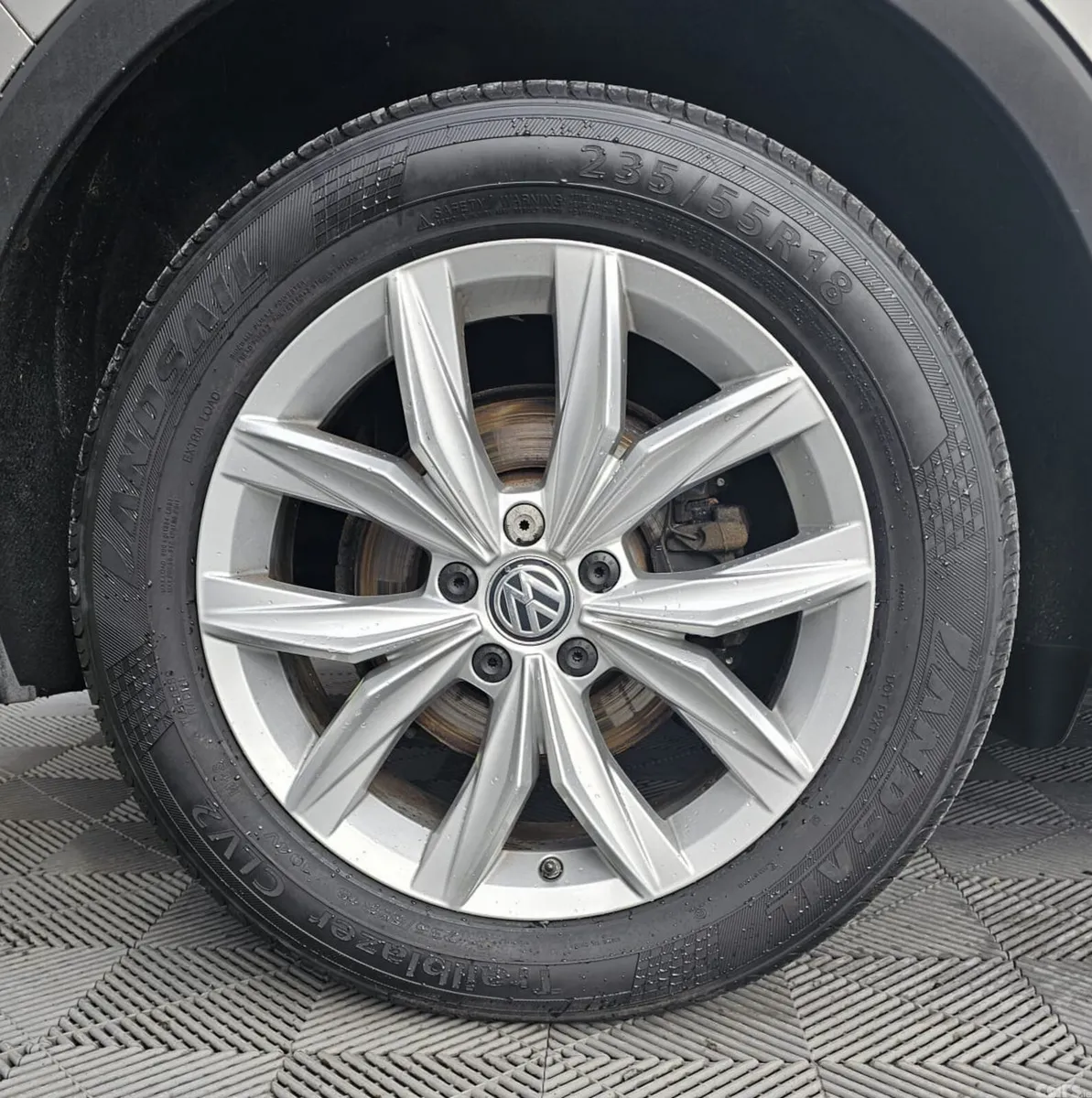 Volkswagen Tiguan SUV, Diesel, 2018, Grey