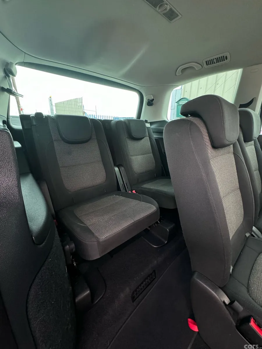 Volkswagen Sharan MPV, Diesel, 2011, Black