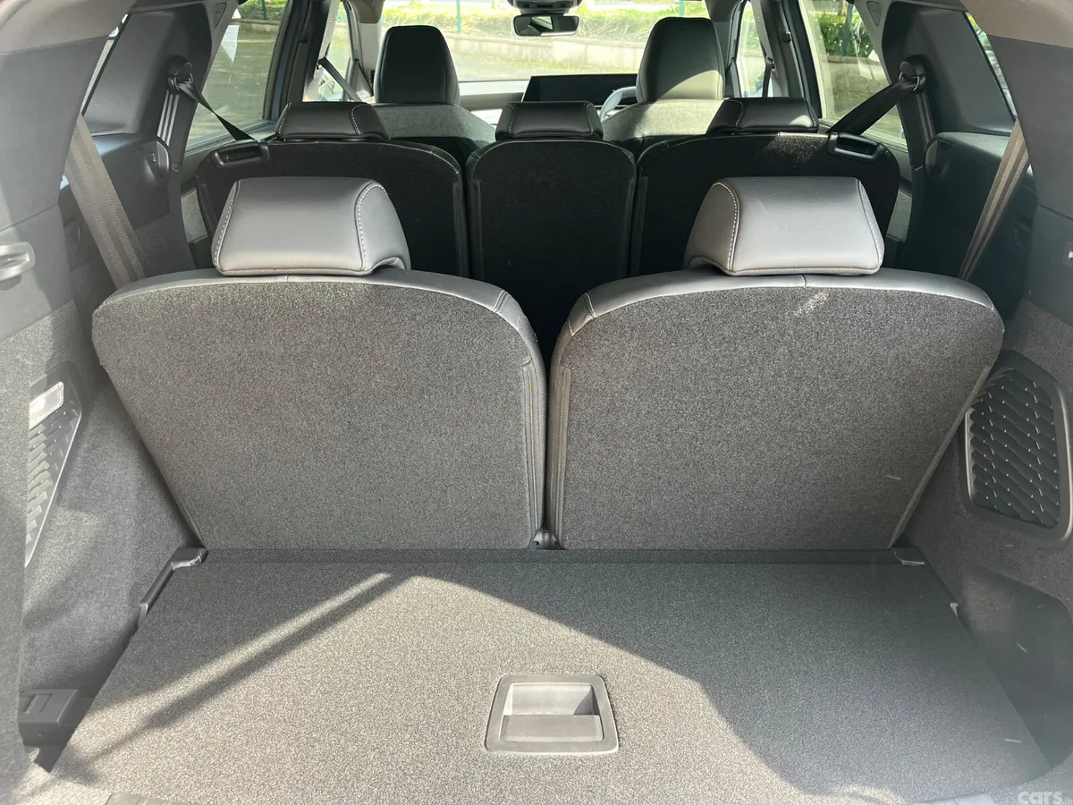 Peugeot 5008 MPV, Petrol Hybrid, 2025, Blue