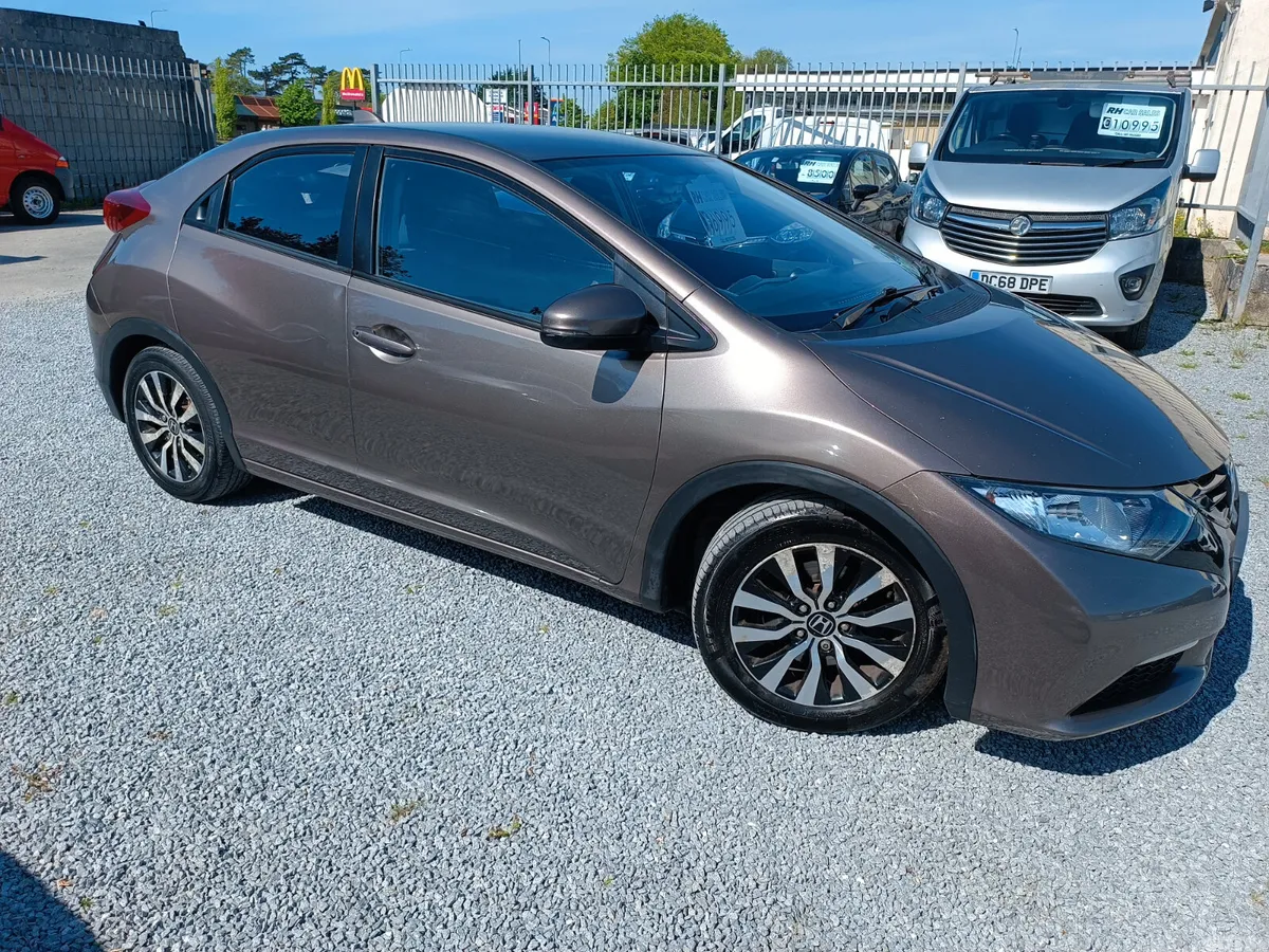 Honda Civic Hatchback, Diesel, 2014, Brown