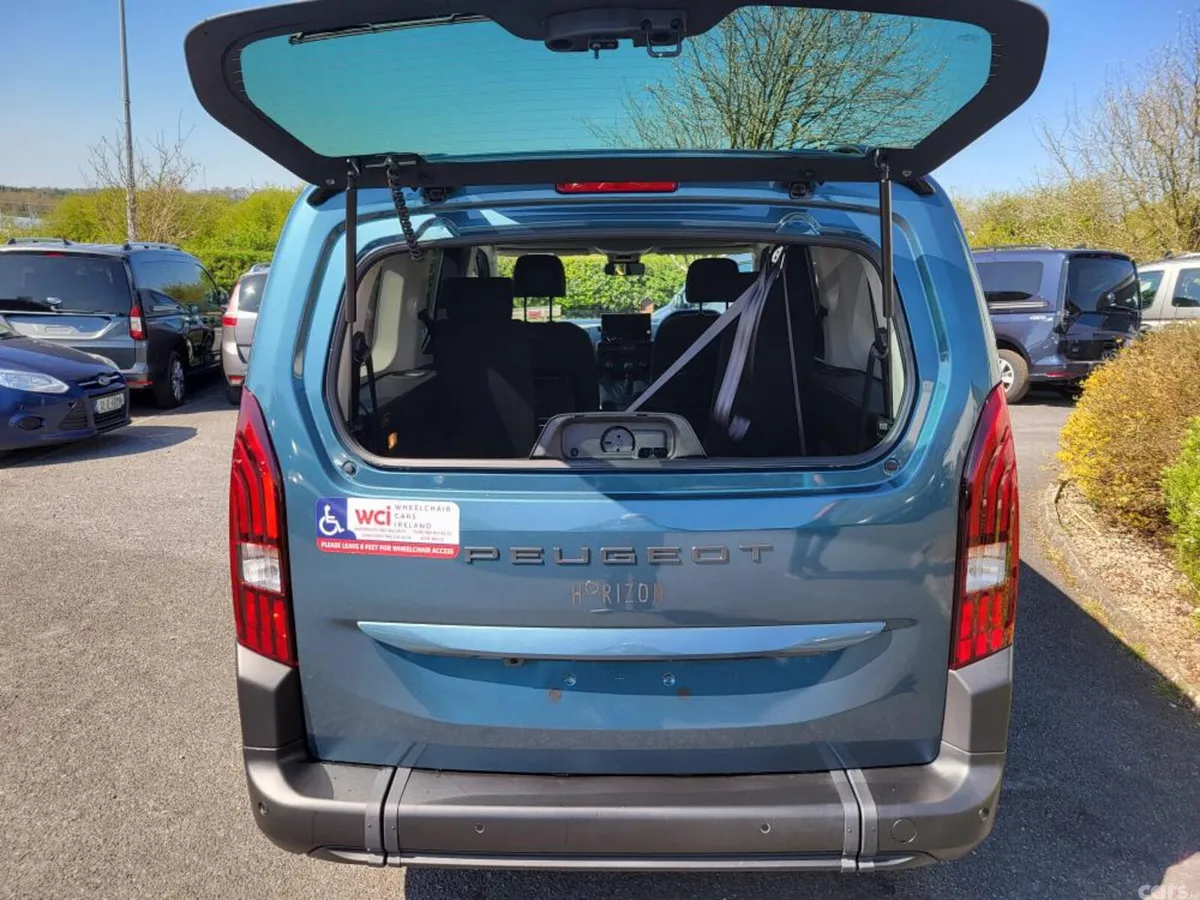 Peugeot Rifter MPV, Diesel, 2026, Blue