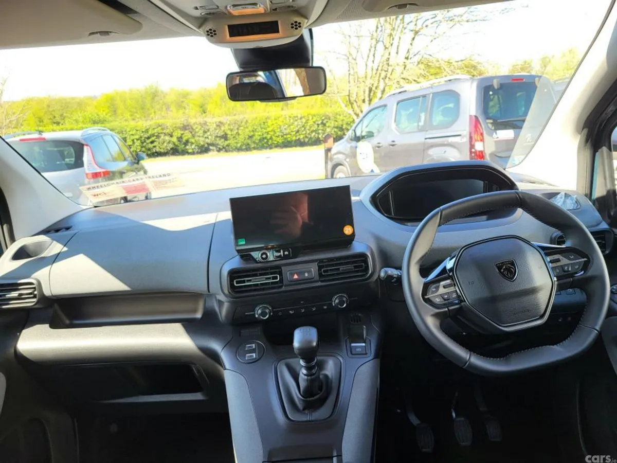 Peugeot Rifter MPV, Diesel, 2026, Blue