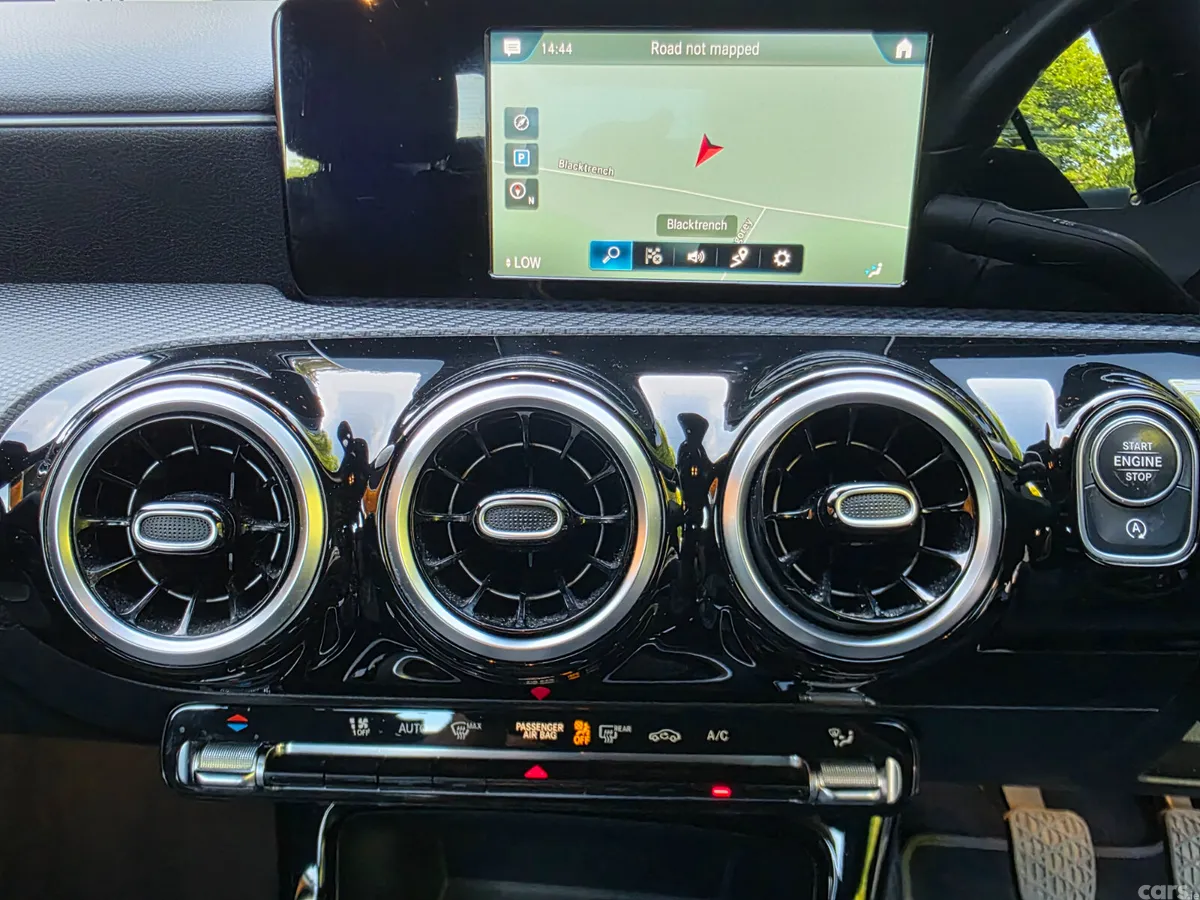 Mercedes-Benz CLA Saloon, Petrol, 2021, Blue