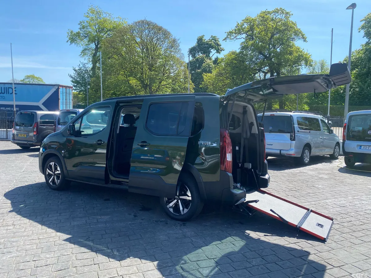 Peugeot Rifter MPV, Diesel, 2026, Green