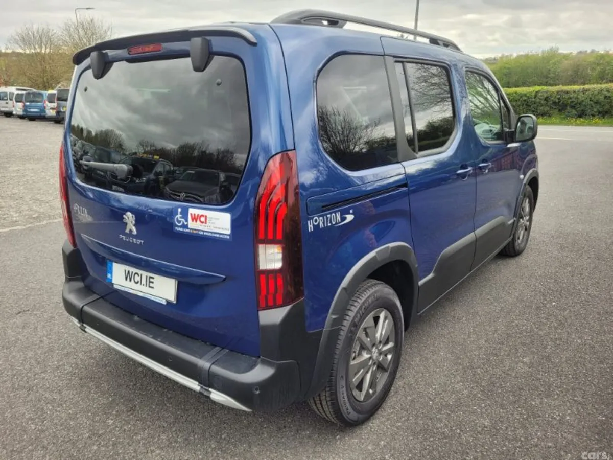 Peugeot Rifter MPV, Diesel, 2023, Blue