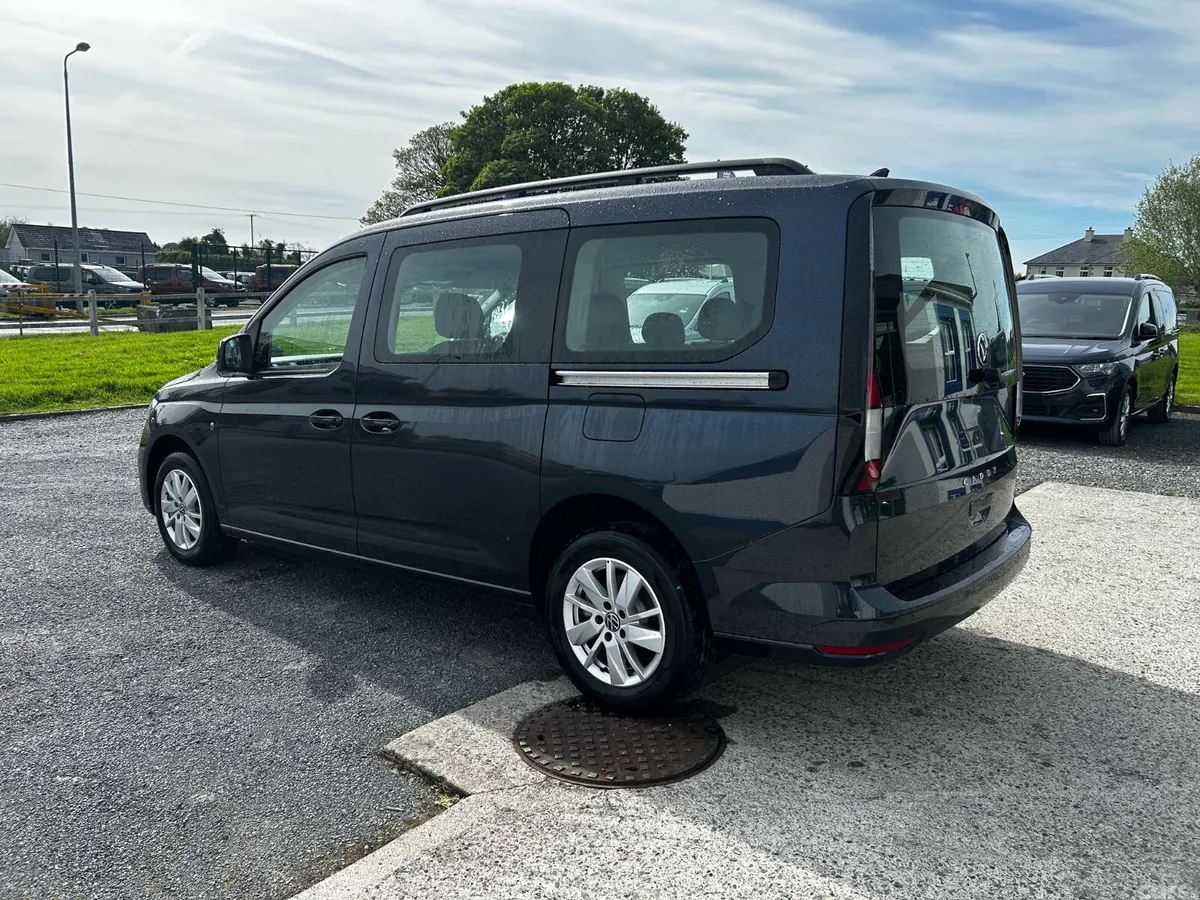Volkswagen Caddy Maxi Life MPV, Diesel, 2026, Blue