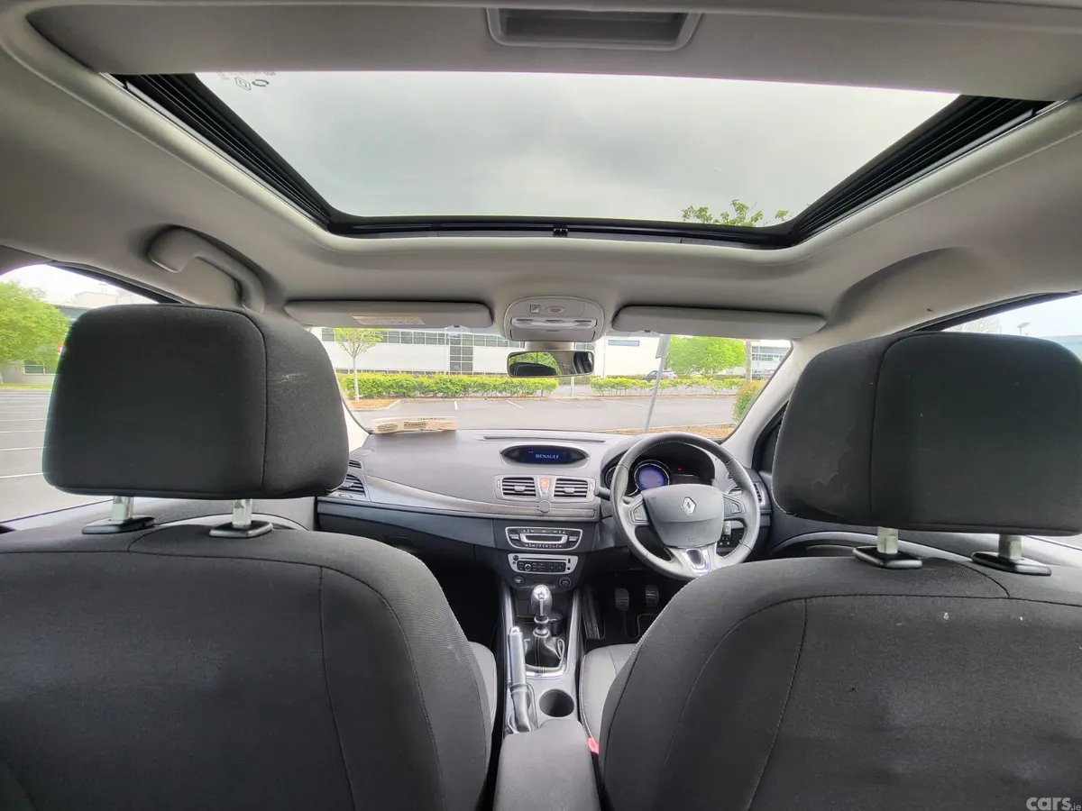 Renault Fluence Saloon, Diesel, 2016, Blue