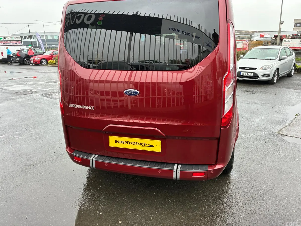 Ford Tourneo Custom Estate, Diesel, 2021, Red