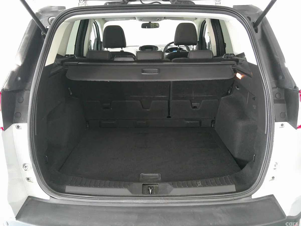 Ford Kuga SUV, Diesel, 2014, Silver