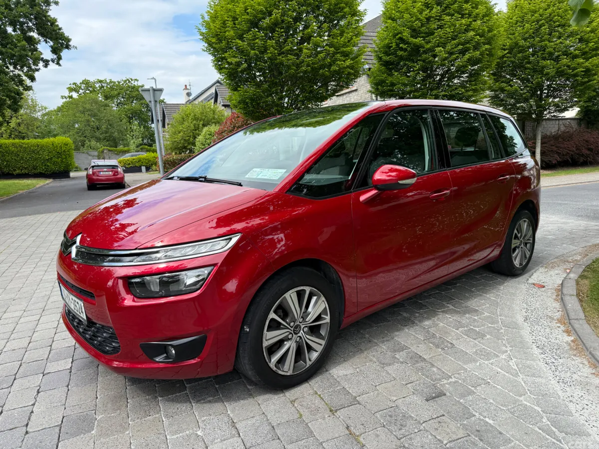 Citroen Grand C4 Picasso Hatchback, Diesel, 2016, Red
