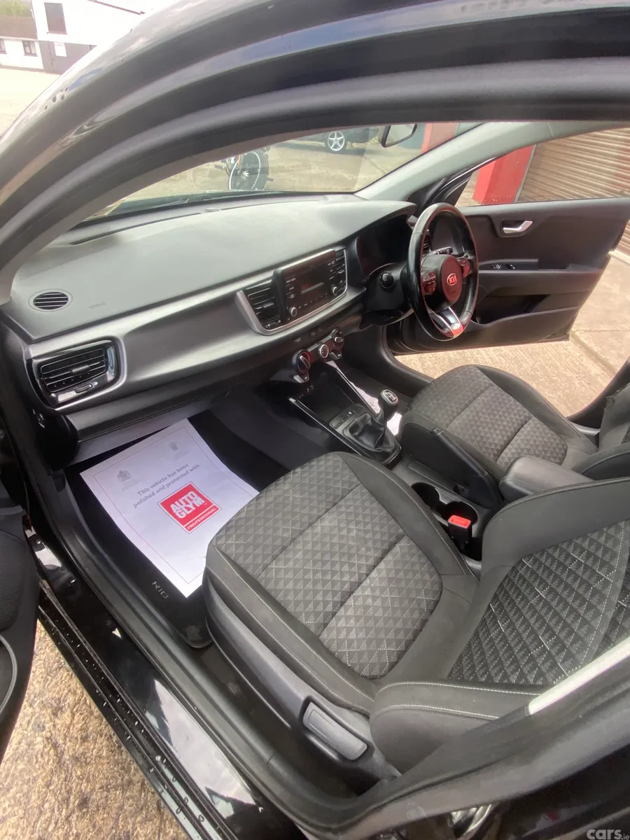 Kia Rio Hatchback, Diesel, 2017, Black