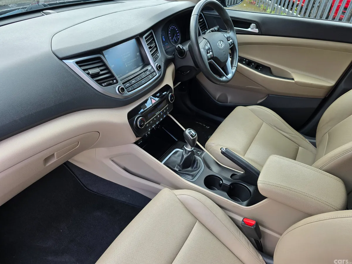 Hyundai Tucson SUV, Diesel, 2017, Black