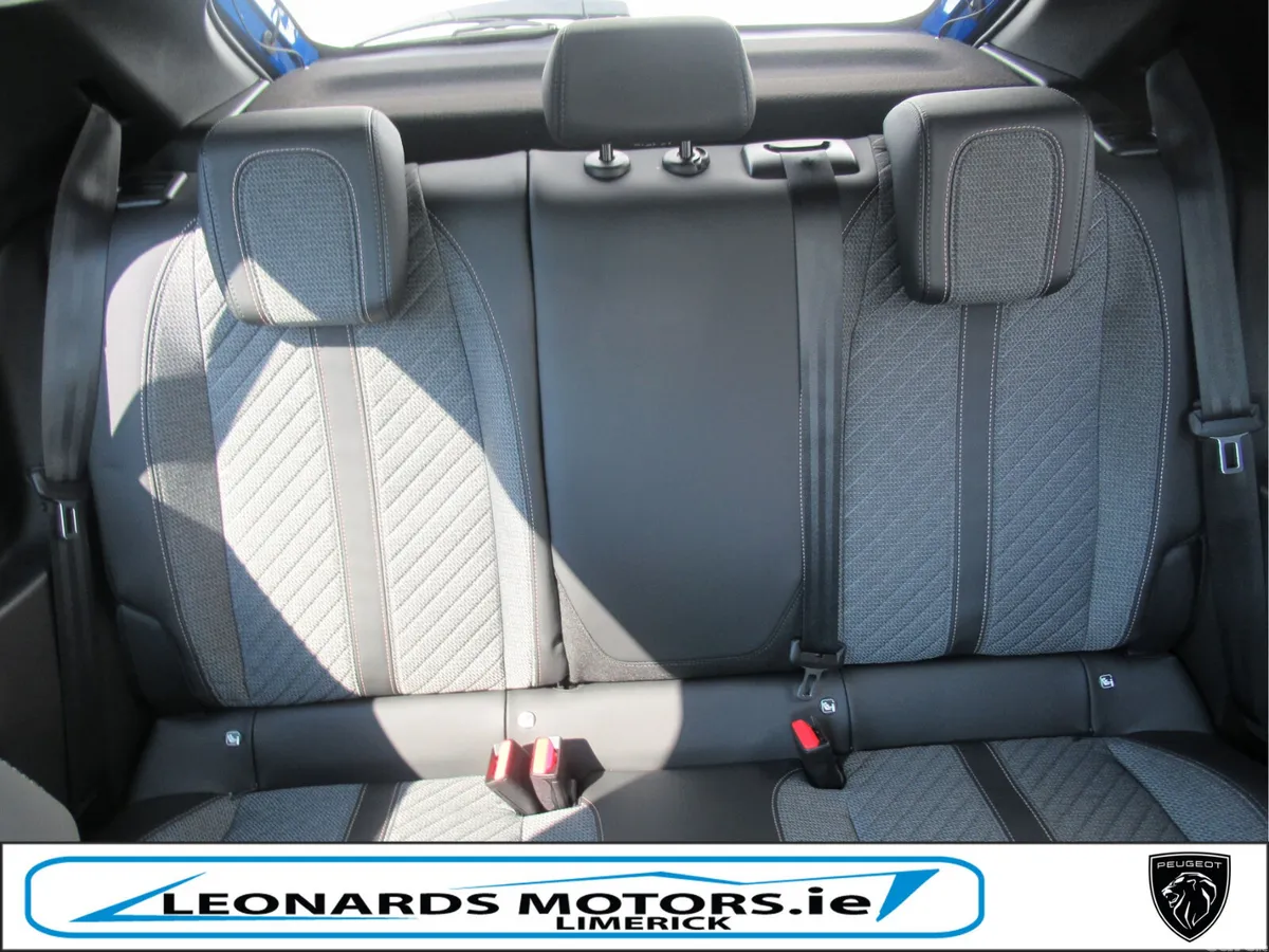 Peugeot 208 Hatchback, Petrol Hybrid, 2026, Blue