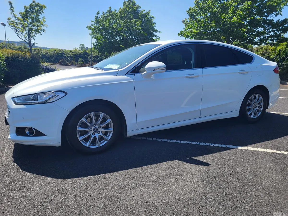 Ford Mondeo Hatchback, Diesel, 2017, White