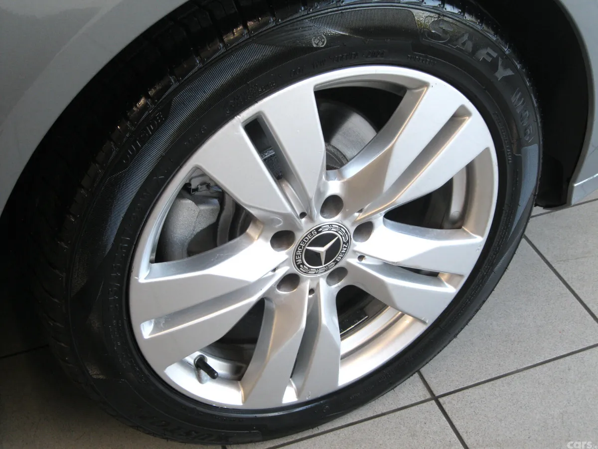 Mercedes-Benz E-Class Saloon, Diesel, 2013, Grey