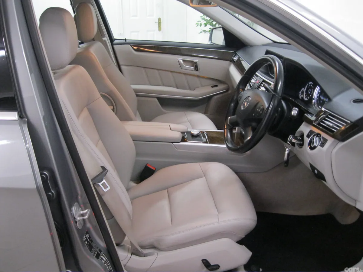 Mercedes-Benz E-Class Saloon, Diesel, 2013, Grey