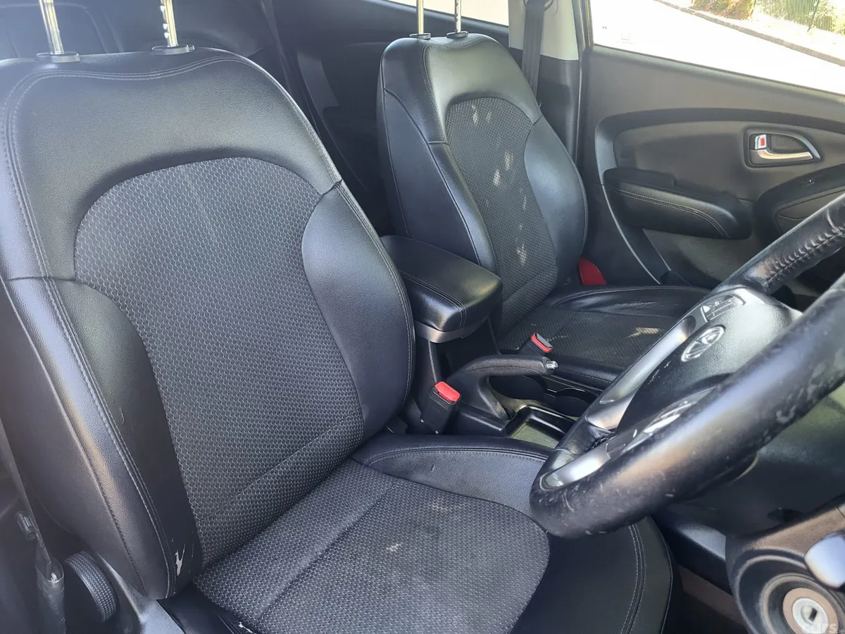 Hyundai ix35 SUV, Diesel, 2013, Black