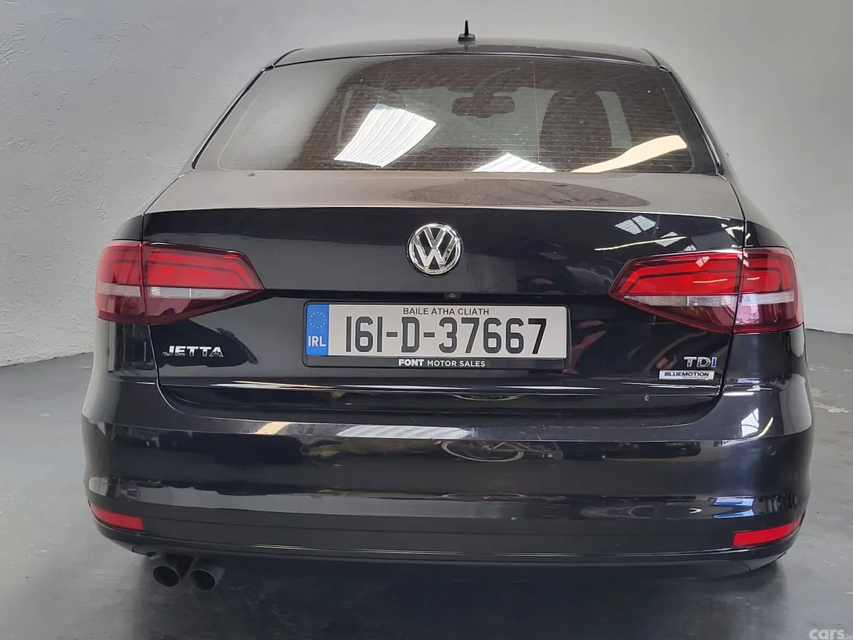 Volkswagen Jetta Saloon, Diesel, 2016, Black