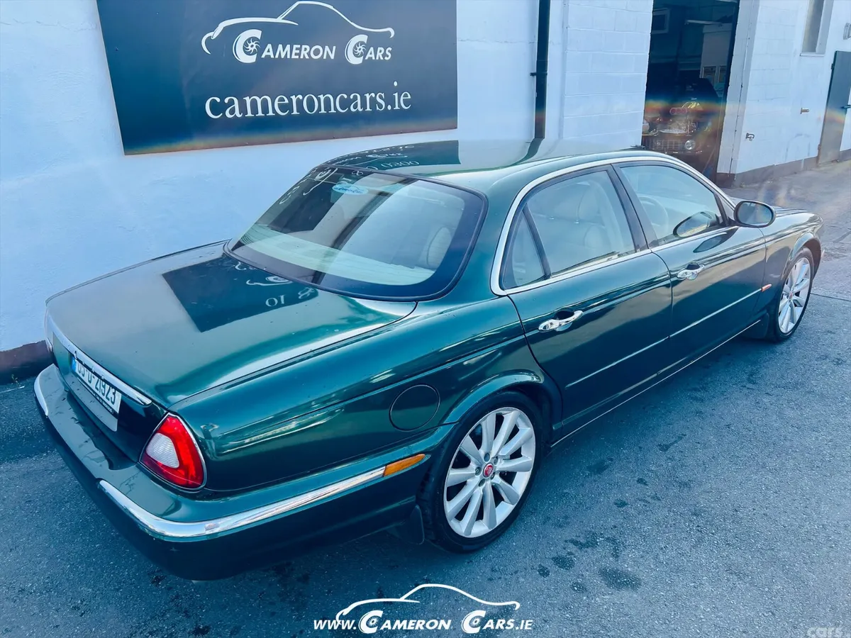 Jaguar XJ Saloon, Petrol, 2005, Green