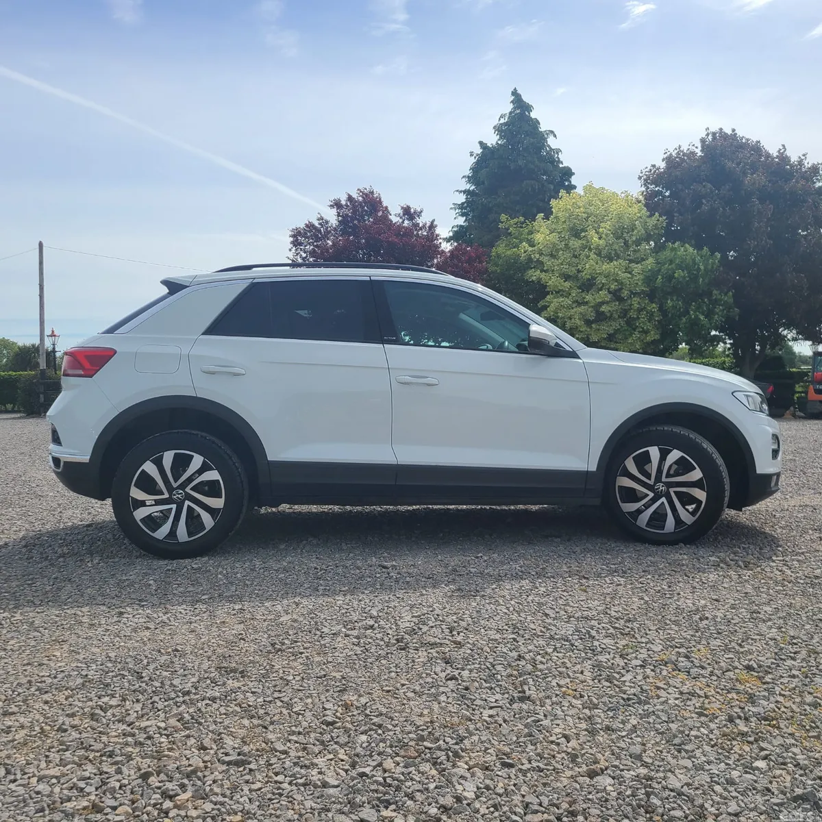 Volkswagen T-Roc SUV, Diesel, 2022, White