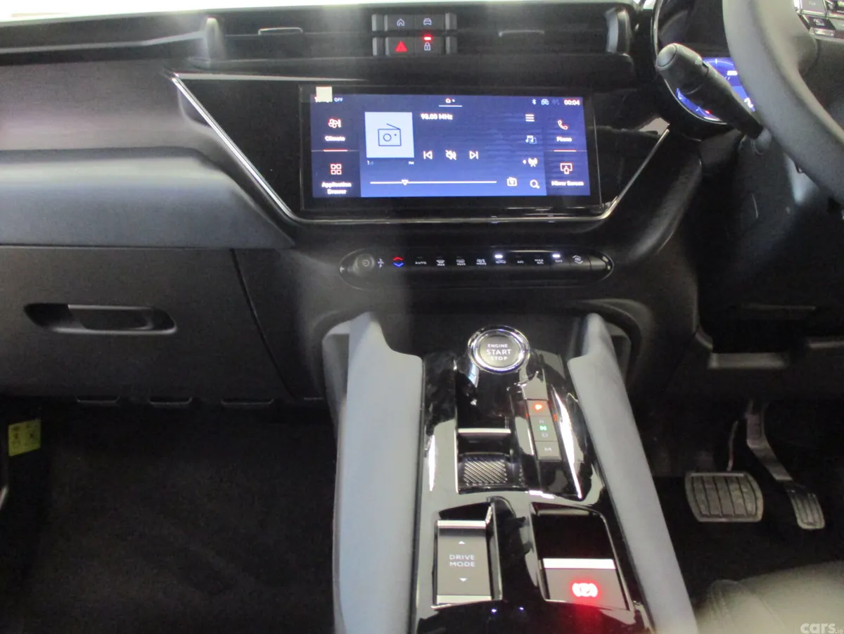 Alfa Romeo Junior SUV, Petrol Hybrid, 2026, Red