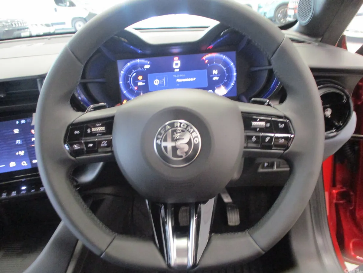 Alfa Romeo Junior SUV, Petrol Hybrid, 2026, Red