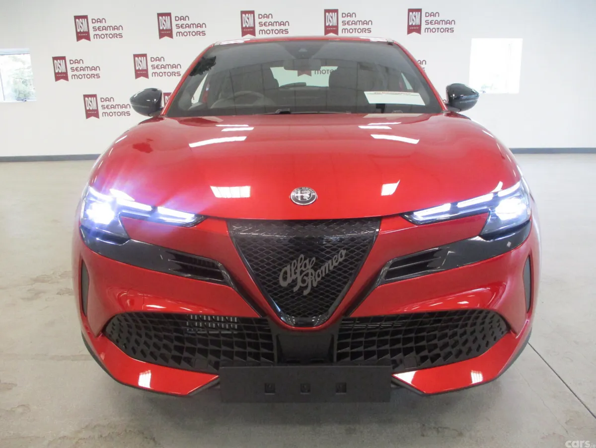 Alfa Romeo Junior SUV, Petrol Hybrid, 2026, Red
