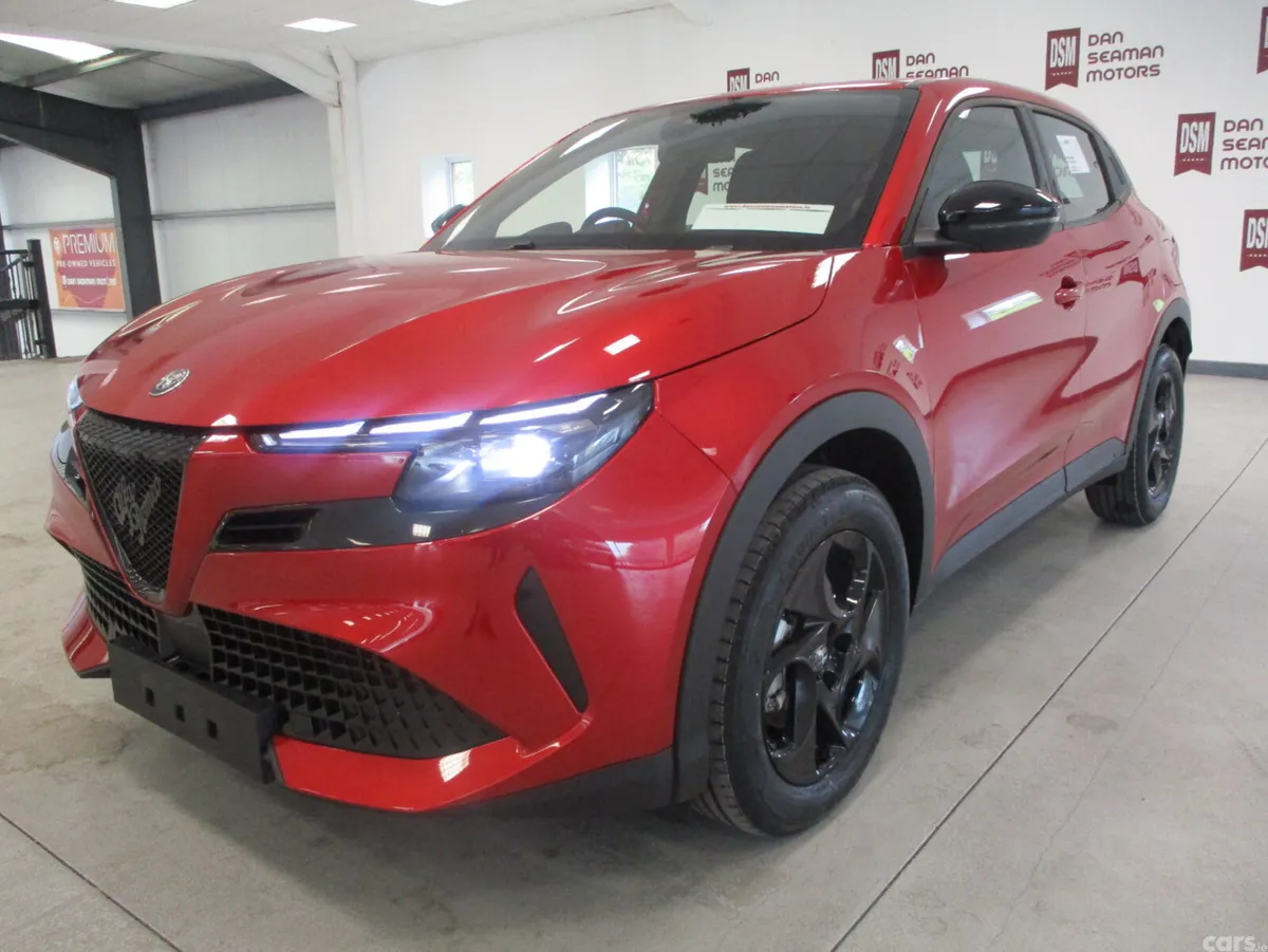 Alfa Romeo Junior SUV, Petrol Hybrid, 2026, Red