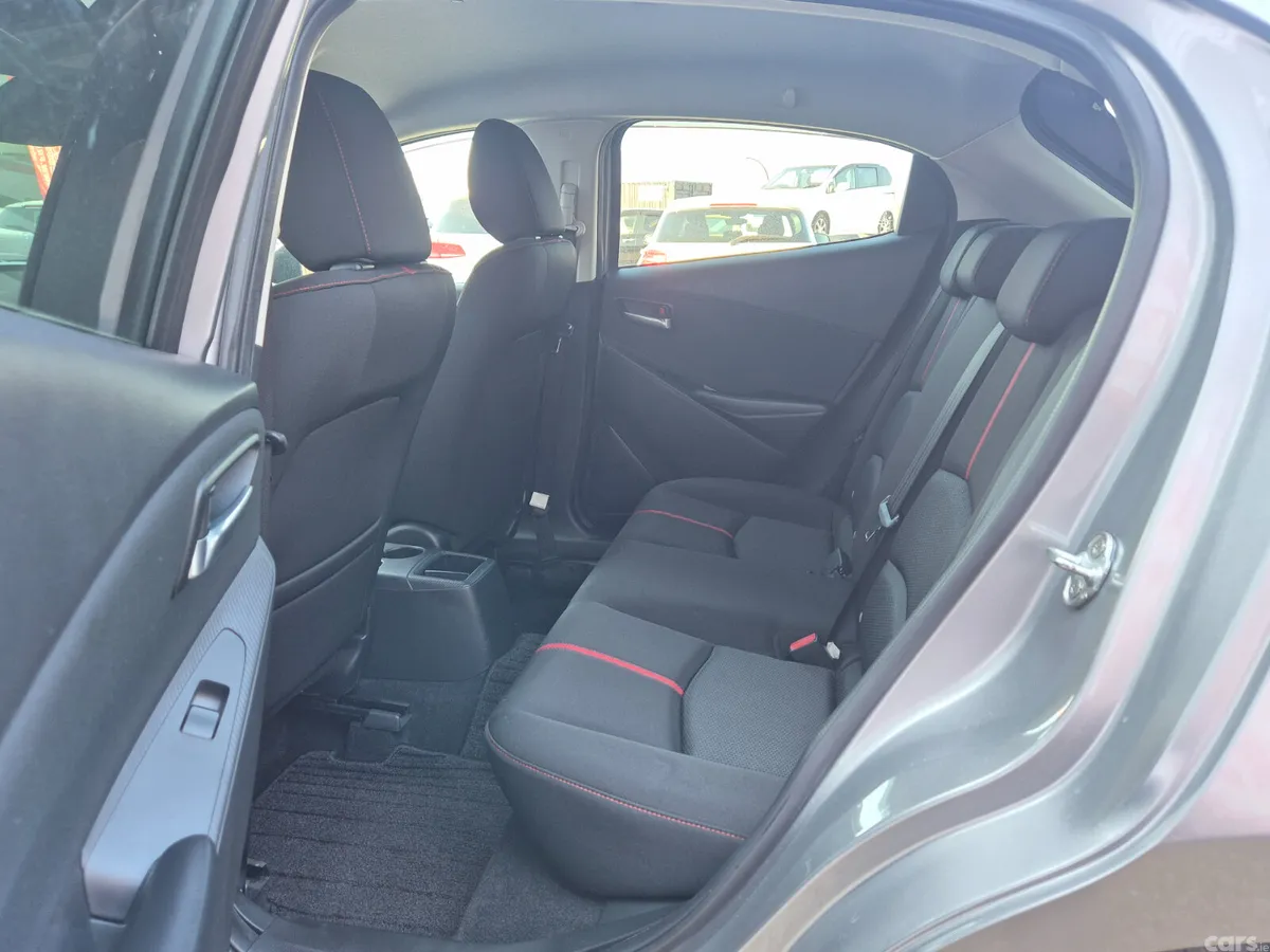 Mazda Demio Hatchback, Diesel, 2014, Grey