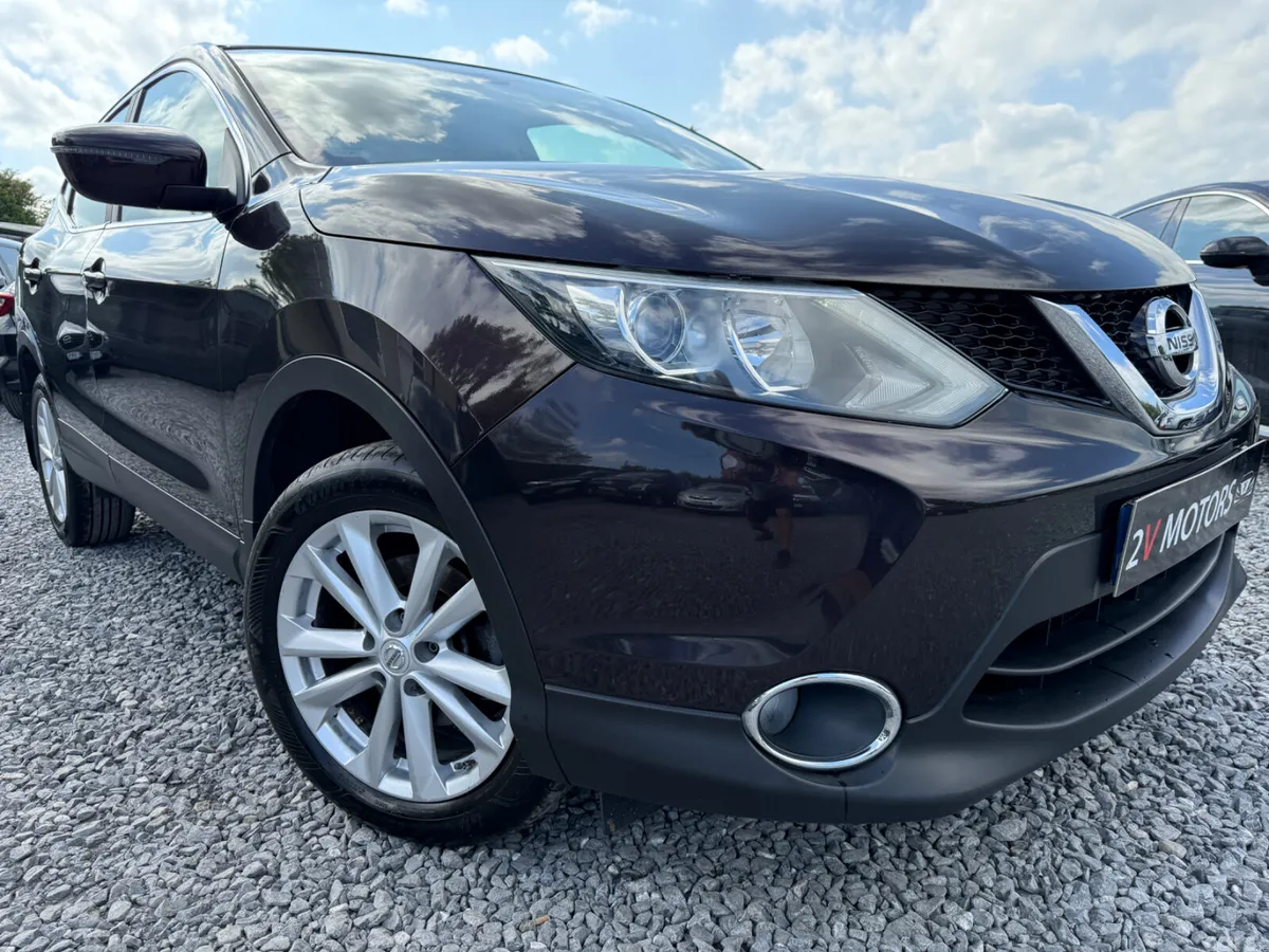Nissan Qashqai Hatchback, Diesel, 2015, Black