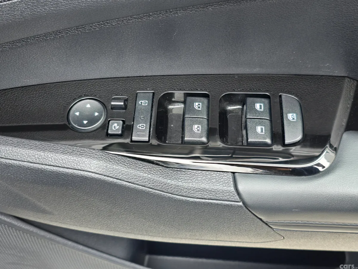 Kia Sportage SUV, Petrol Plug-in Hybrid, 2022, Grey
