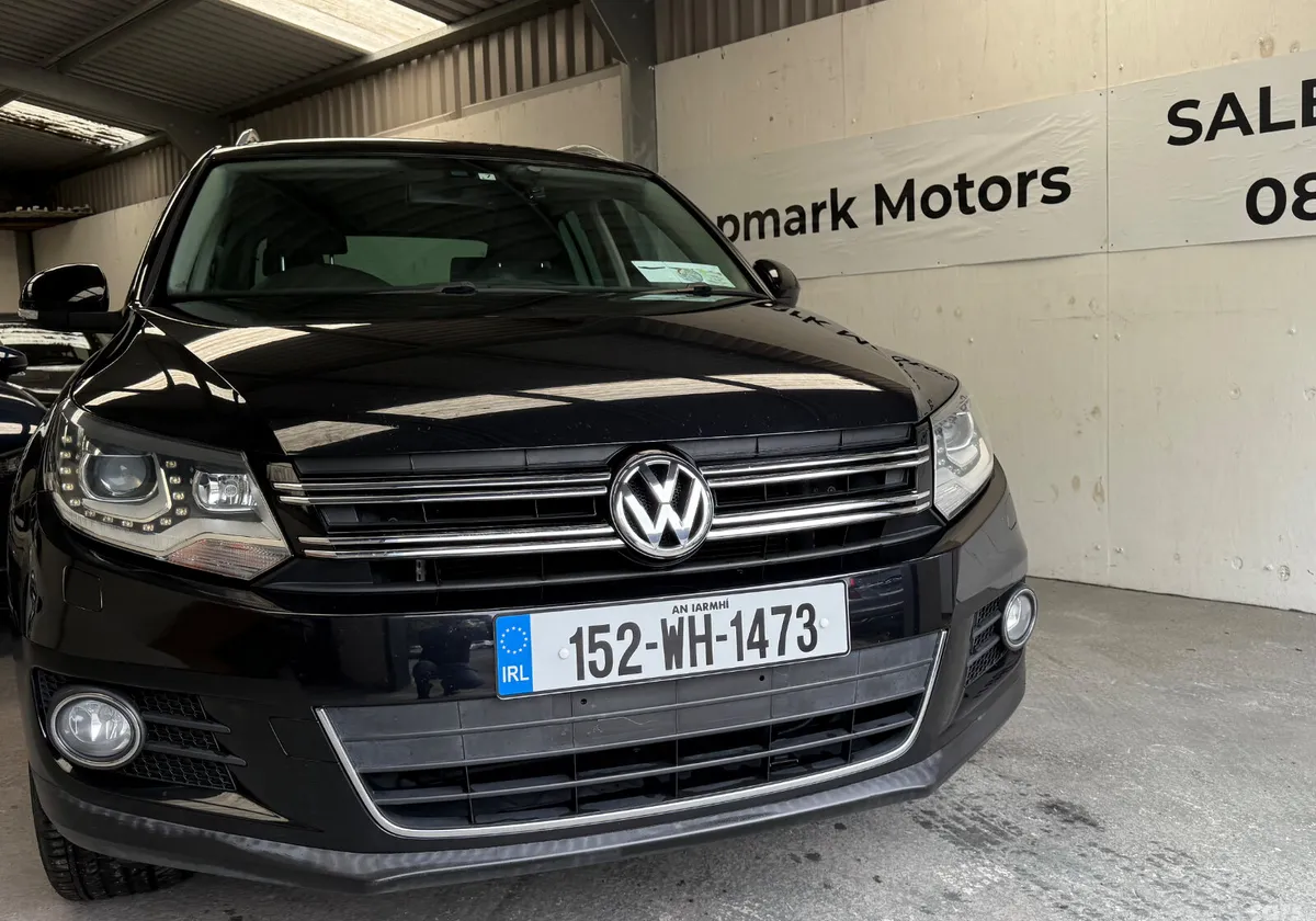 Volkswagen Tiguan SUV, Petrol, 2015, Black