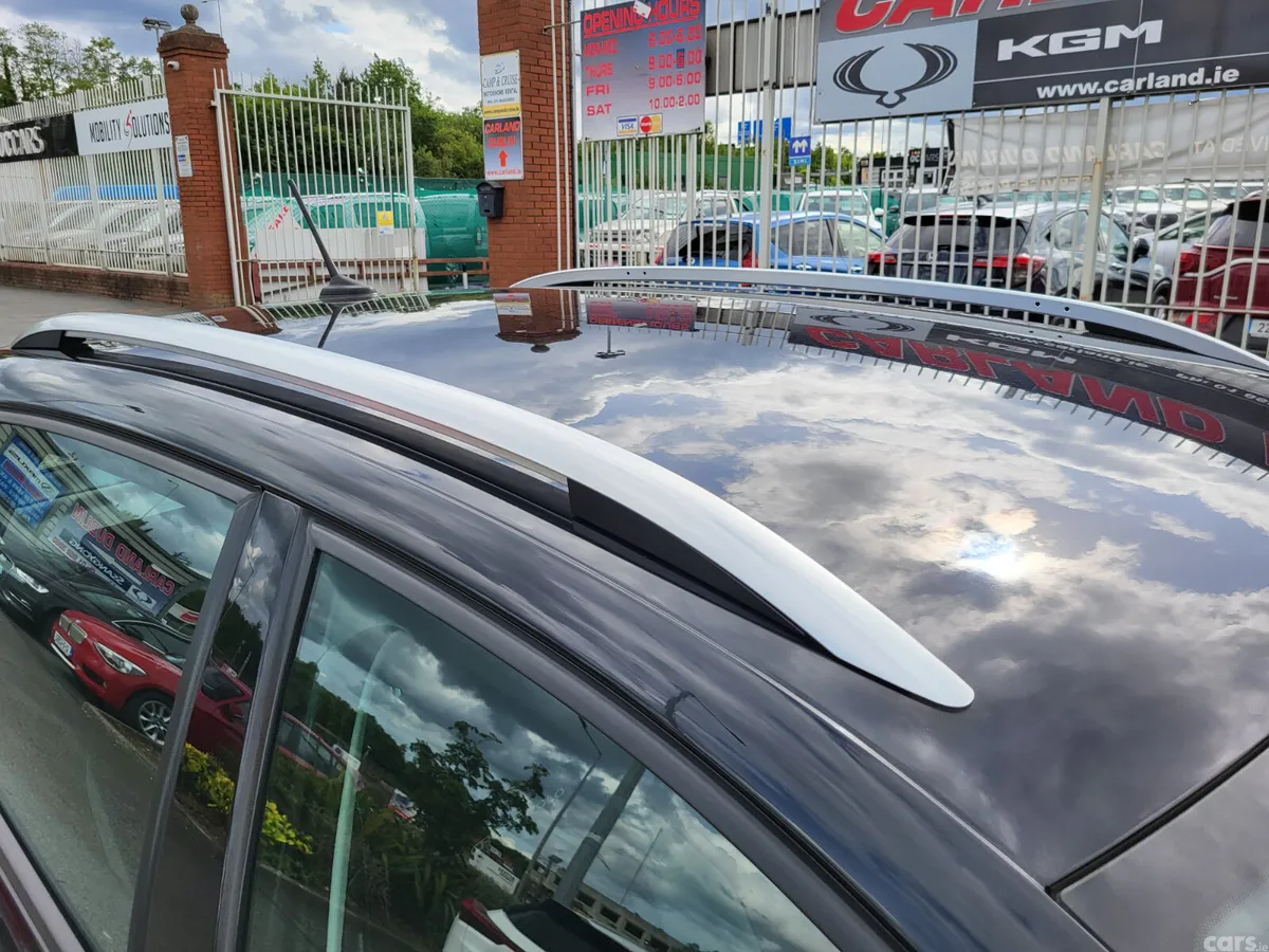 Volkswagen Polo SUV, Petrol, 2015, Black