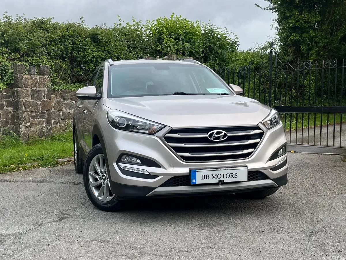 Hyundai Tucson SUV, Diesel, 2017, White