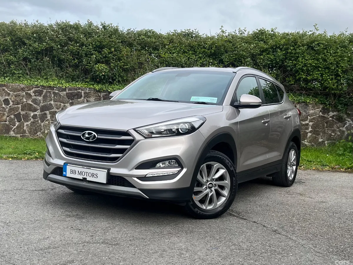 Hyundai Tucson SUV, Diesel, 2017, White
