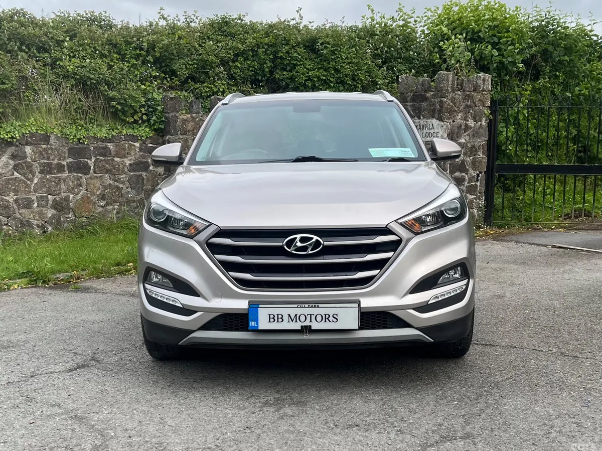 Hyundai Tucson SUV, Diesel, 2017, White