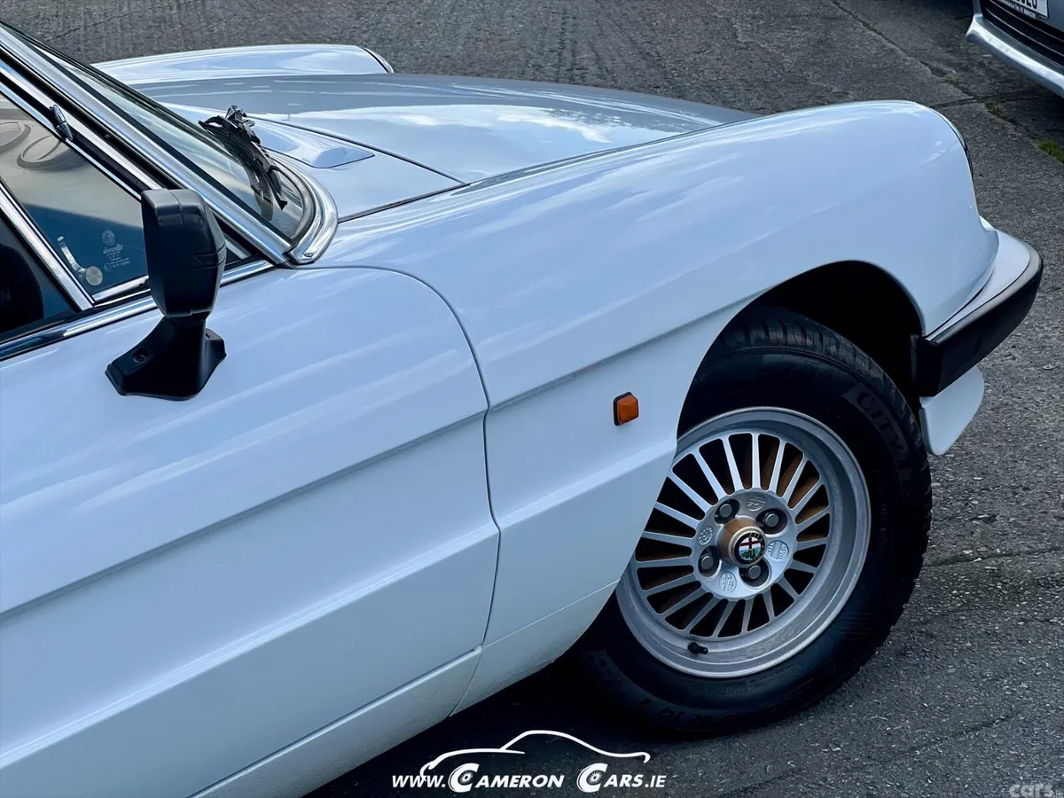 Alfa Romeo Spider Convertible, Petrol, 1989, White