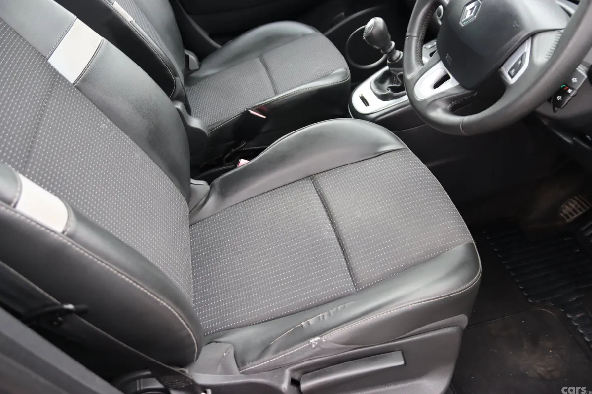 Renault Grand Scenic MPV, Diesel, 2012, Grey