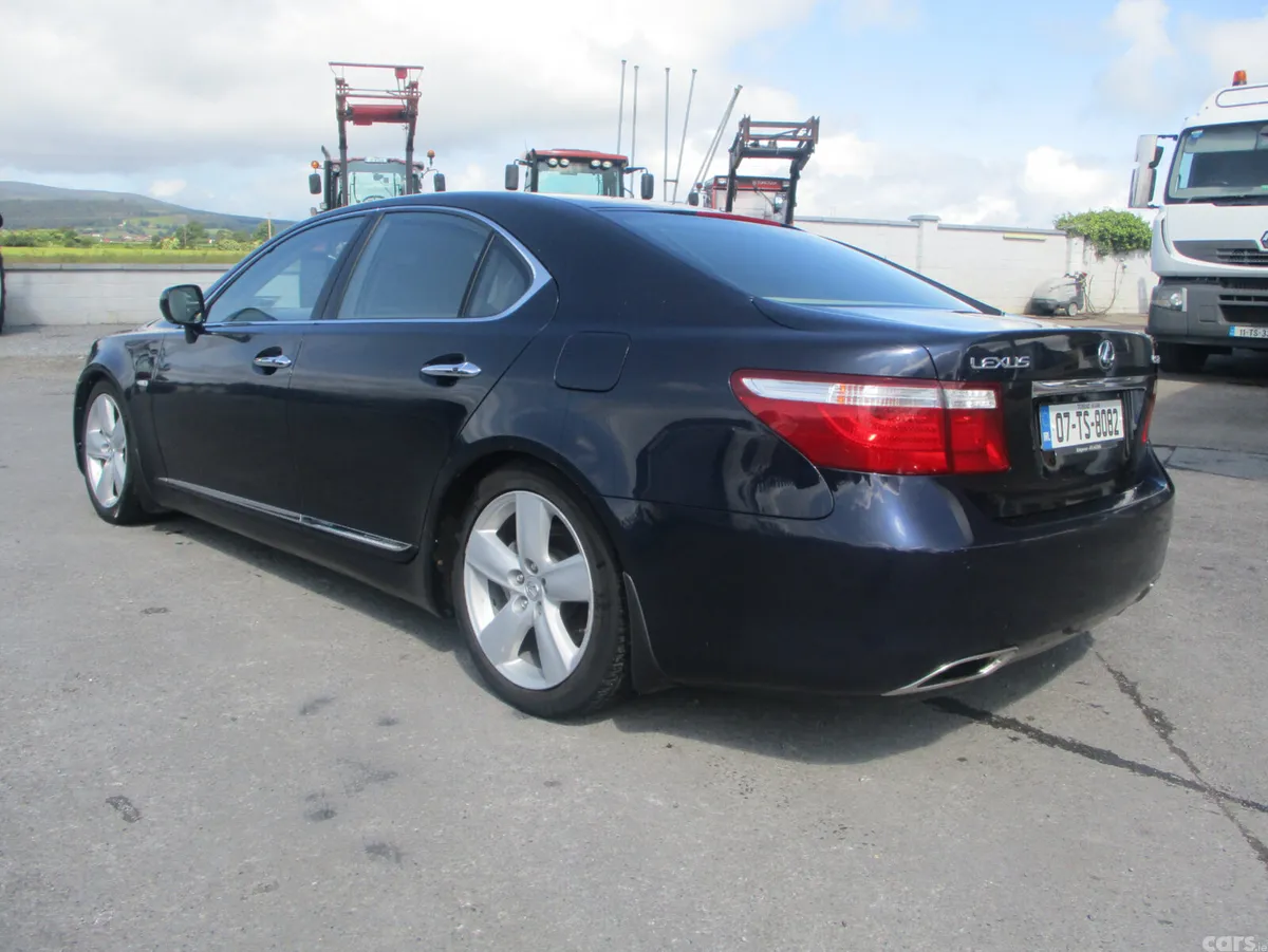 Lexus LS Saloon, Petrol, 2007, Blue