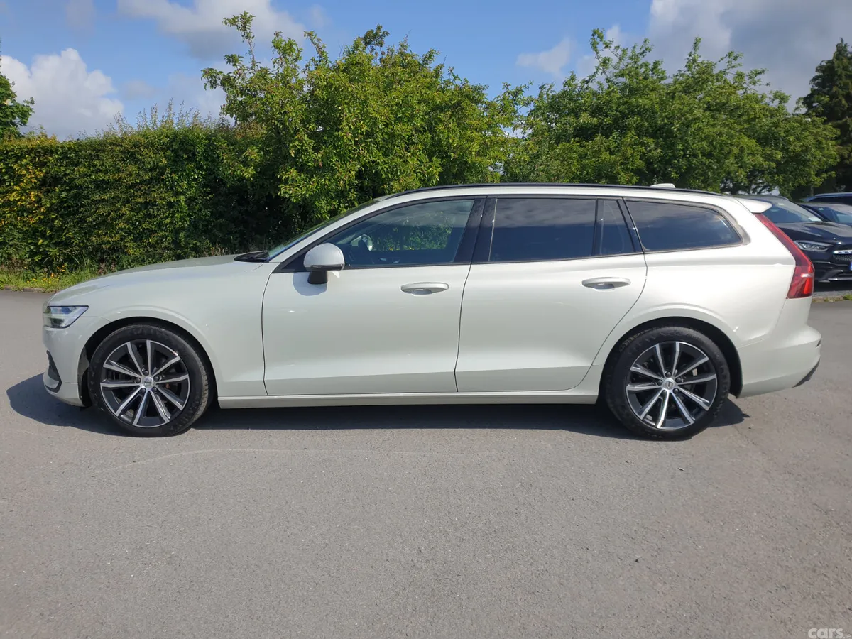 Volvo V60 Estate, Diesel, 2022, Grey