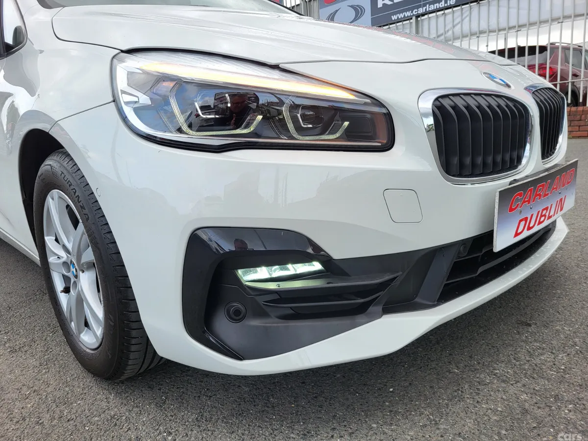 BMW 2-Series SUV, Petrol, 2019, White