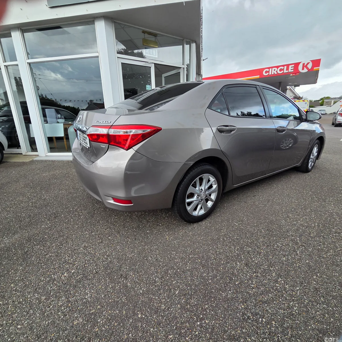 Toyota Corolla Saloon, Diesel, 2015, Bronze