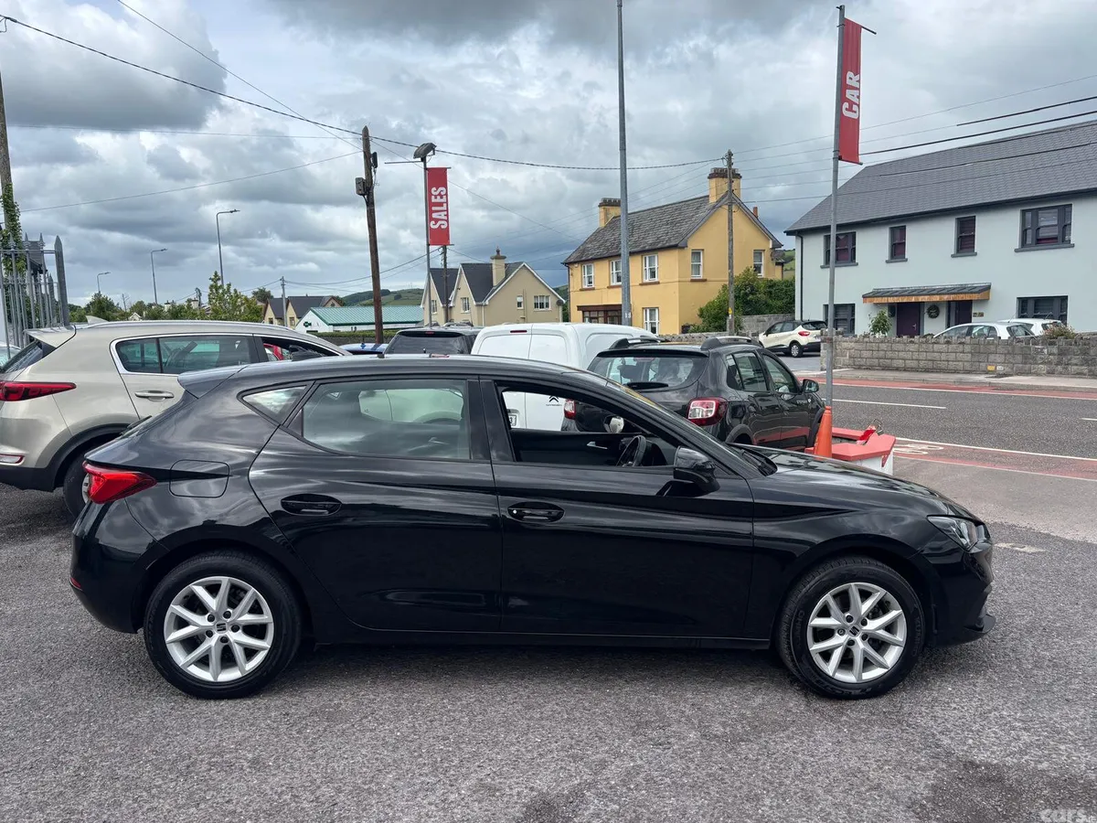 SEAT Leon Hatchback, Petrol, 2020, Black